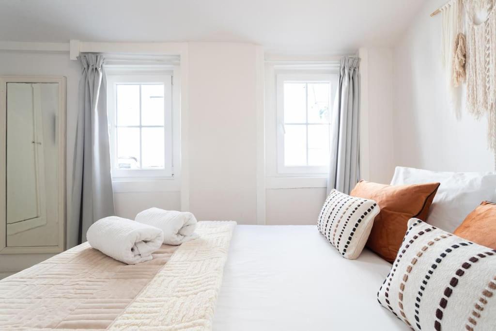 The White Suite Principe Real Lisabona Exterior foto